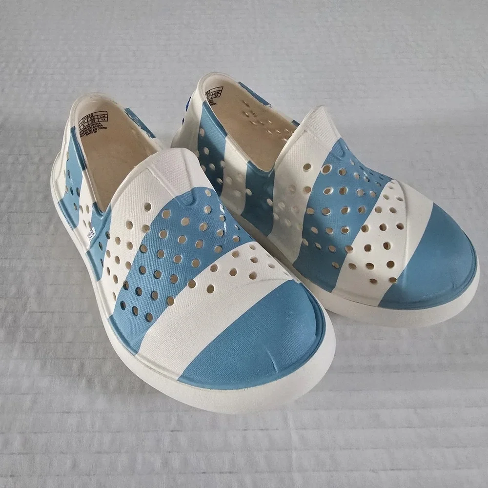 Toms Toddler Sz 6 - white, Argentina baby blue Stripe Slip on Rubber, Water Shoe